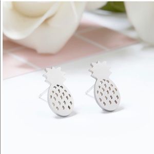 New Stainless steel minimalist pineapple earrings